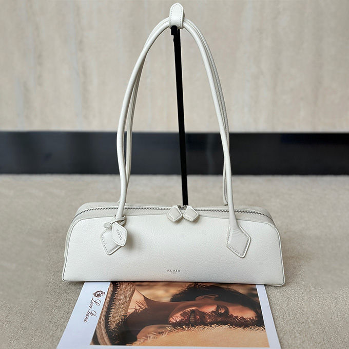 alaïa le teckel long handle barrel shoulder handbag